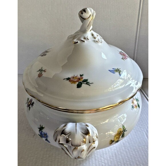 Vintage HUTSCHENREUTHER Mirabell Maria Theresia Dinnerware: HANDLED CASSEROLE - Picture 4 of 8